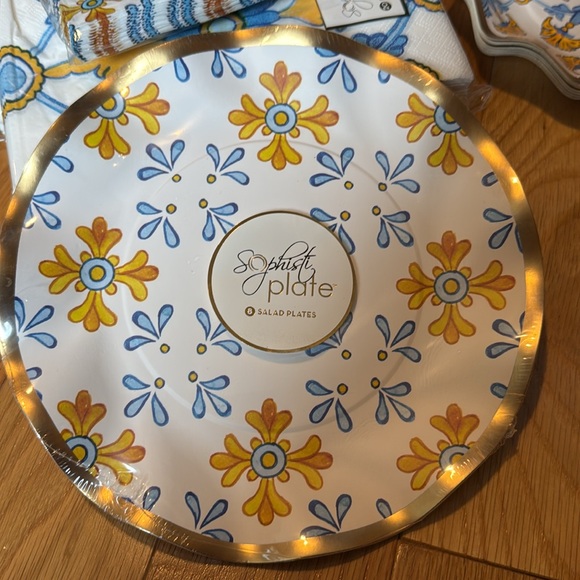 Sophisti Plate Luncheon Plate Napkin Flatware Set - Picture 3 of 11